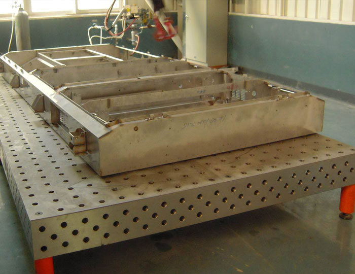 為廣州中車提供的三維柔性焊接工裝