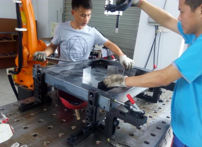 機器人組合工裝夾具