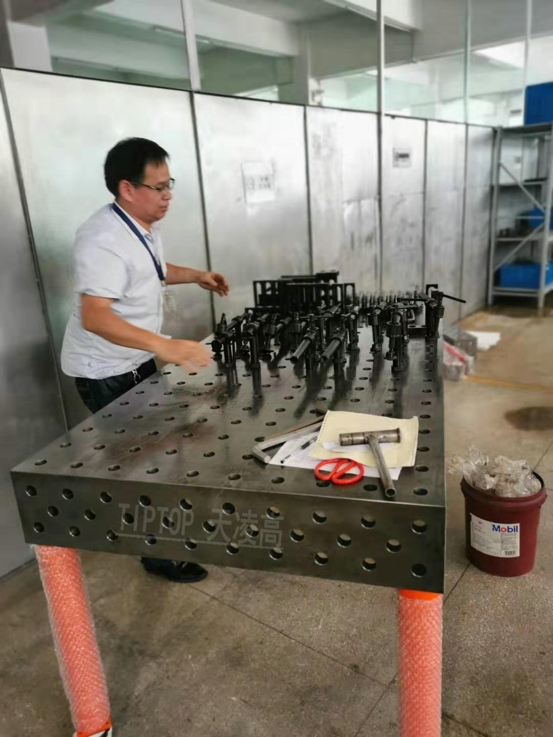 多孔柔性焊接平臺(tái)